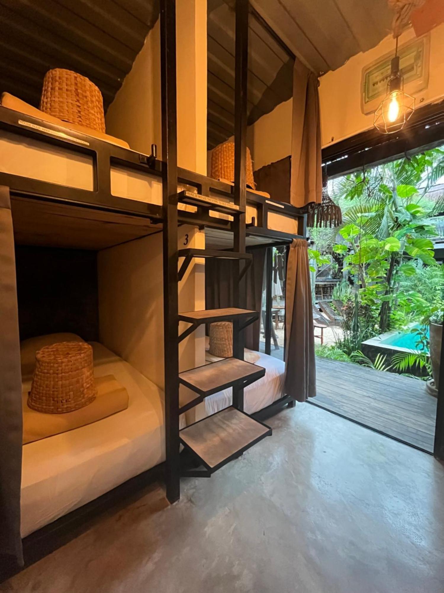 Albergue Meteora & Coffeehouse Tulum